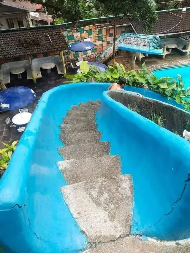 8 Potret Desain Tangga Ini Nyeleneh Banget, Bikin Terkecoh