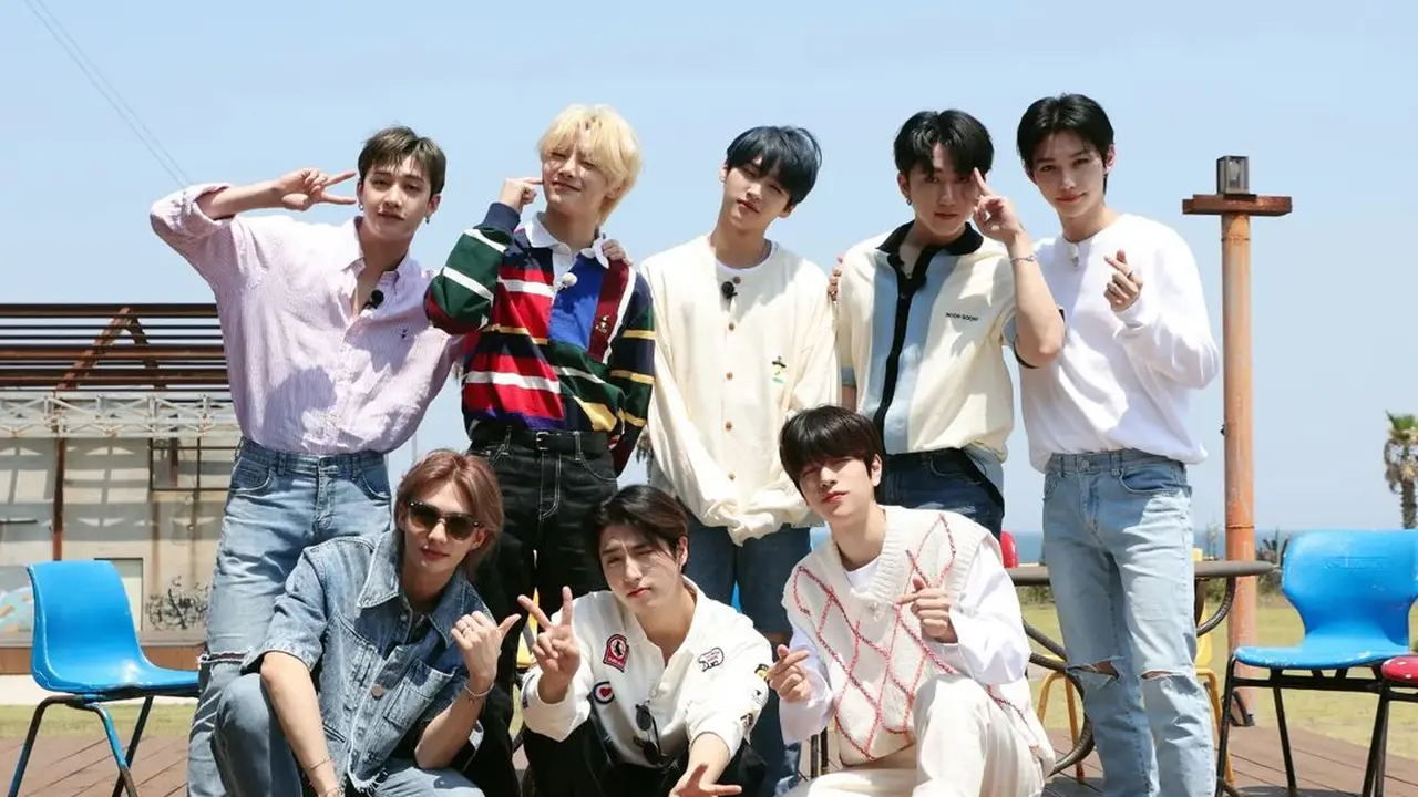 Stray Kids