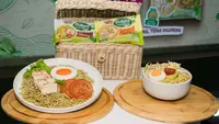 Mie Sedaap Baked hadir dalam dua varian, yaitu Mie Sedaap Baked rasa Mi Instan Goreng dan Mie Sedaap Baked rasa Soto. (dok. Mie Sedaap)