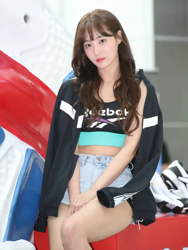 Yeonwoo Momoland
