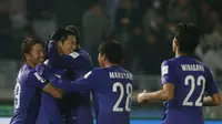 Selebrasi para pemain Sanfrecce Hiroshima setelah mencetak gol ke gawang Auckland City (10/12/2015). (Reuters/Toru Hanai)