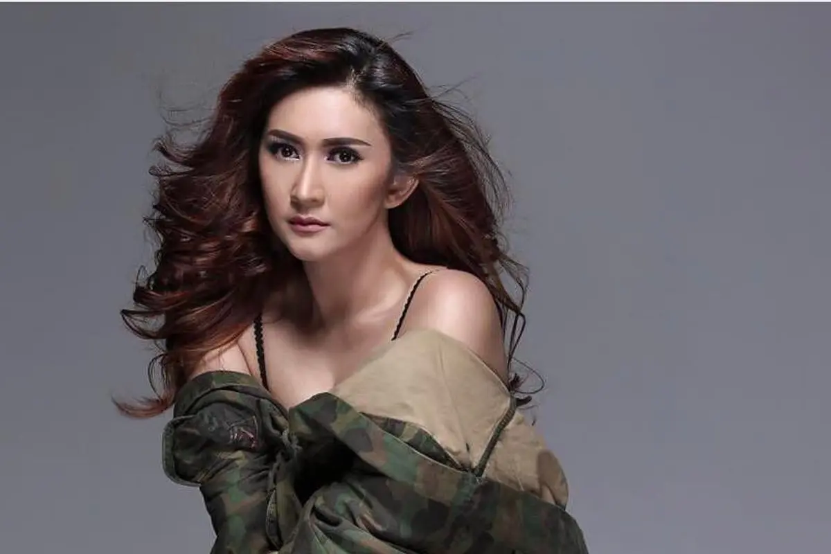 [Bintang] Nafa Urbach