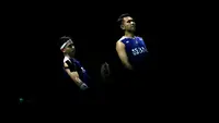 Ganda putra Indonesia, Fajar Alfian/Muhammad Rian Ardianto gagal lolos ke semifinal Indonesia Open 2023 setelah menelan kekalahan 13-21, 13-21 dari ganda India, Satwiksairaj Rankireddy/Chirag Shetty. (Bola.com/Bagaskara Lazuardi)