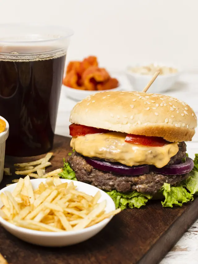 Contoh ilustrasi makanan olahan