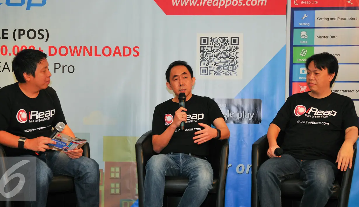 Suasana peluncuran aplikasi iREAP Pos Pro di Jakarta, Rabu (25/5/2016). iREAP menargetkan 1 juta pengunduh untuk membantu para pengusaha mikro bersaing di pasar global. (Liputan6.com/Yoppy Renato)