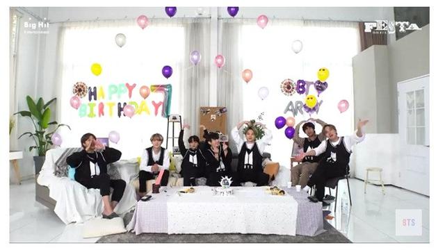 Anniversary BTS Jadi Trending, Ini 9 Momen Meriah #2020BTSFESTA