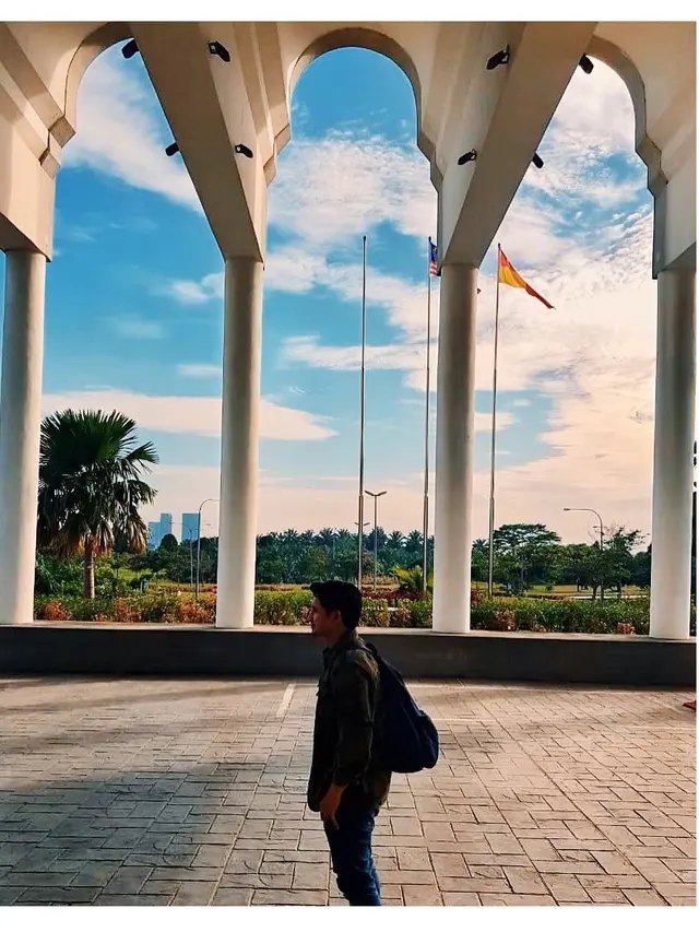 Momen Chand Kelvin Saat Kuliah S2 di Malaysia