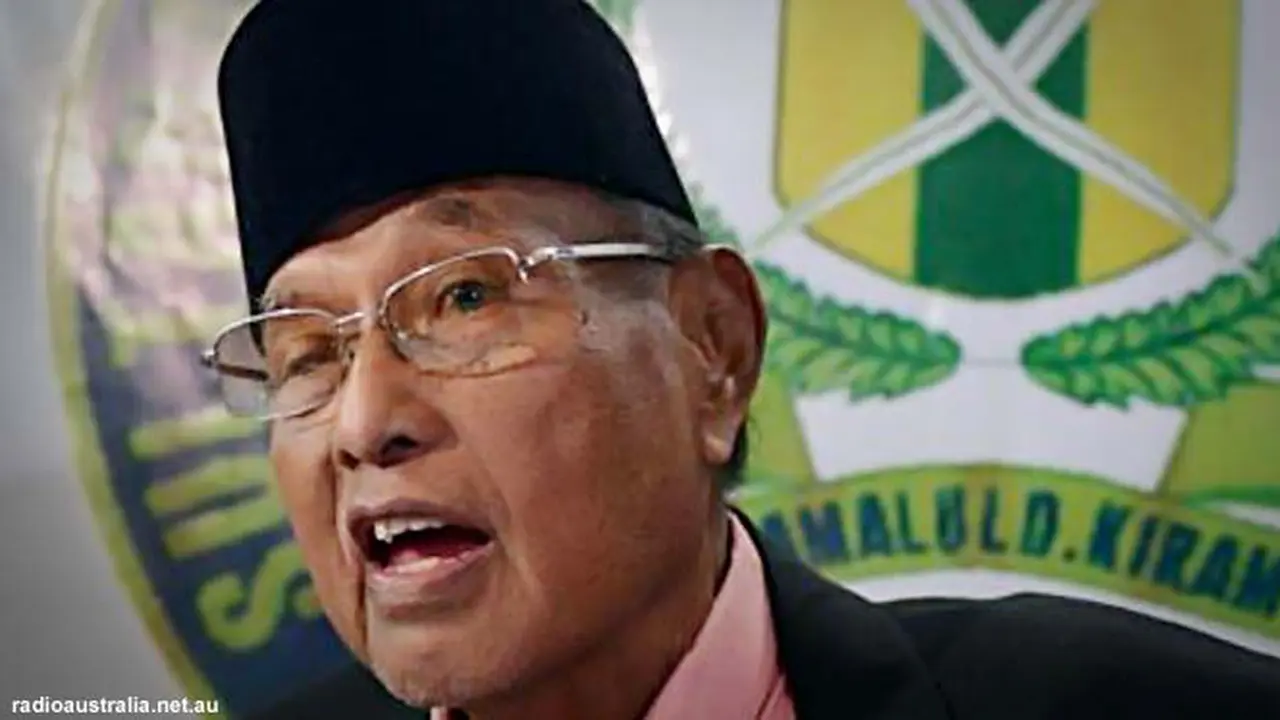 sultan-sulu130309b.jpg