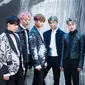 Seperti yang dikabarkan Naver, lagu tersebut mendapatkan sertifikat emas dari Recording Industry Association of America. Tentu saja hal ini membuat nama BTS semakin bersinar. (Foto: koreaboo.com)