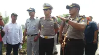 Kepala Korps Lalu Lintas (Korlantas) Polri Irjen Royke Lumowa meninjau kesiapan mudik di Jatim