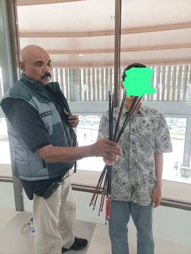 Polisi amankan satu pelajar hendak ikut demo bawa busur panah