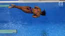 Atlet loncat indah Indonesia, Yasmin Linadini tampil dalam nomor women's 3M Spring Board Asian Games 2018 di Jakarta, Sabtu (1/9). Selain Yasmin, Indonesia juga mengirimkan Maria Natalie Dinda Anasti dalam kategori ini. (Merdeka.com/Imam Buhori)