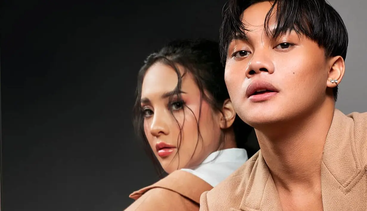 Sudah menjadi bintang besar, ternyata Rizky Febian mengaku nervous ketika sesi foto bersama Anya Geraldine. Mengingat laki-laki yang satu ini memang mengidolakan artis cantik ini. (Instagram/rico.aprecelino)