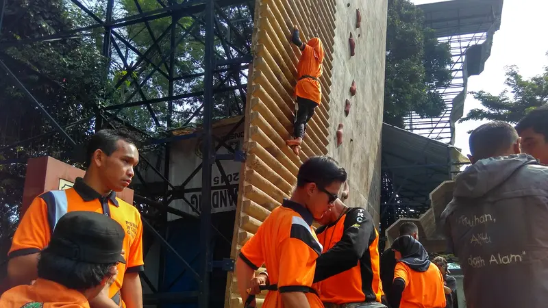 30 Pendaki Tunanetra Bersiap Taklukkan Gunung Manglayang