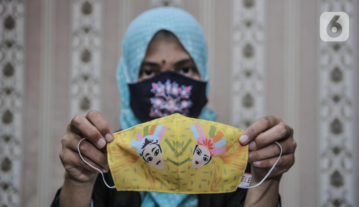 FOTO Intip Produksi Masker Bermotif  Batik Betawi di Kala 