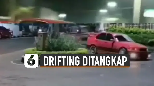 Beredar video aksi pengemudi mobil pamer drifting di pusat kota Bukittinggi akhirnya ditangkap.