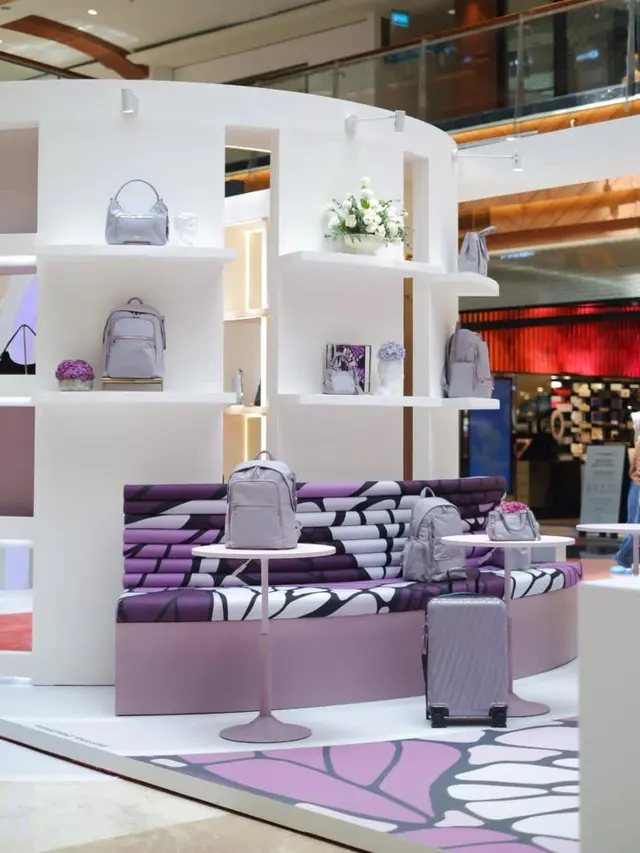 TUMI Unpack Tomorrow.