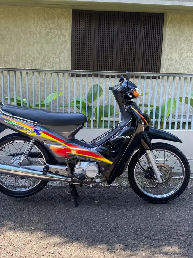 Honda Supra X