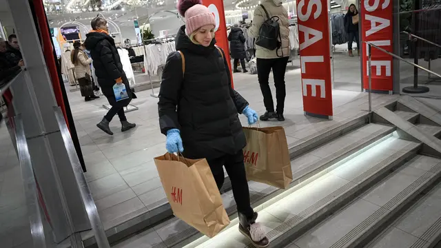 Toko Pakaian H&M di Rusia