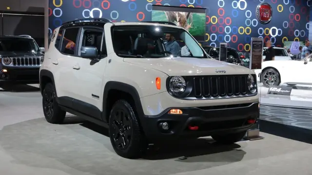 Jeep Renegade Deserthawk: LA 2016