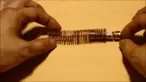 Begini cara mendasar untuk menciptakan kereta listrik magnetik menggunakan percobaan sederhana.