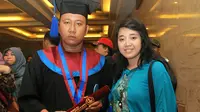 Di Balik Kesuksesan Pria, Ada Wanita Hebat di Sampingnya