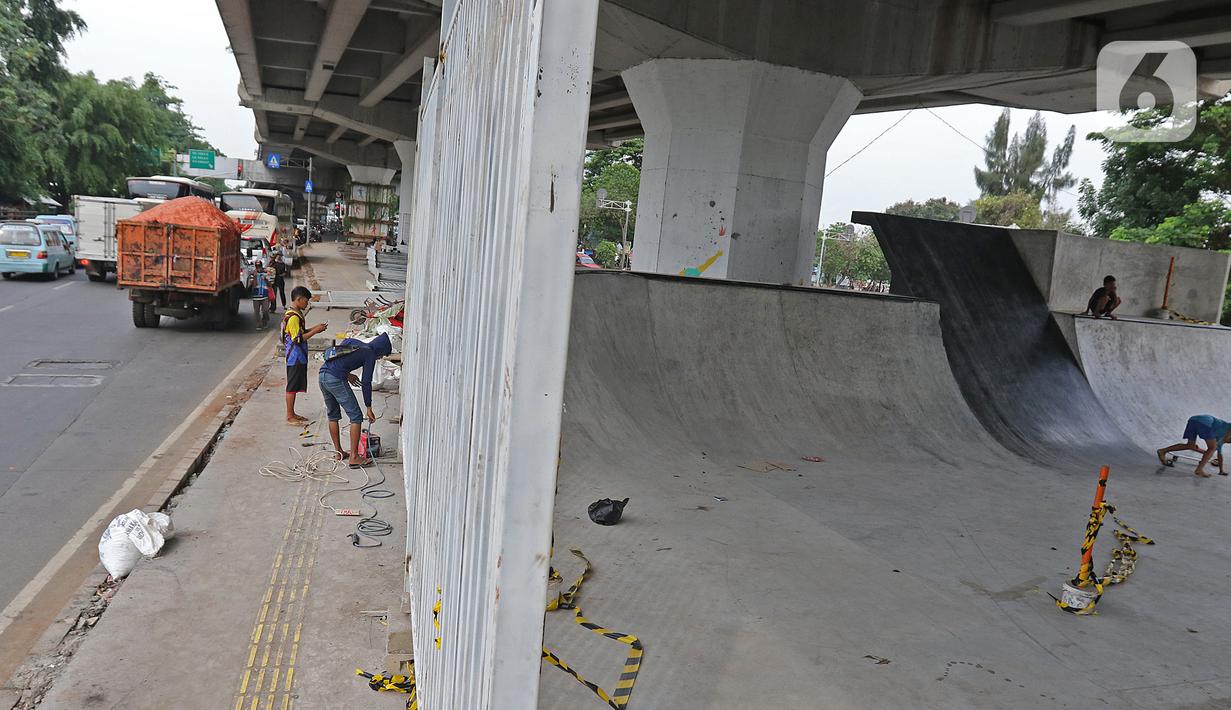 Foto Ditarget Rampung November Skate Park Pasar Rebo Belum Dapat Digunakan Page 1 News Liputan6 Com