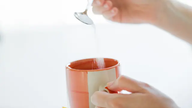 Minuman Manis Saat Sahur, Kawan atau Lawan?
