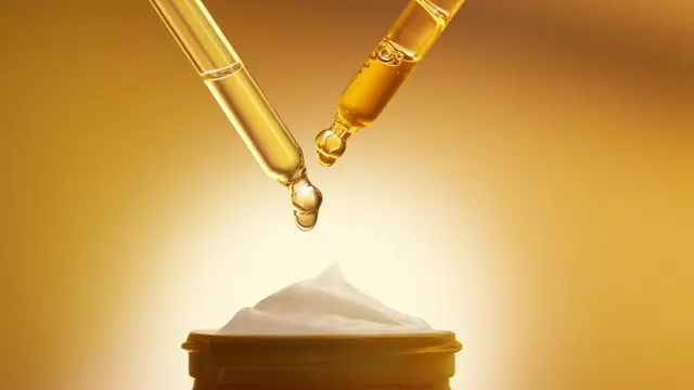 L'Occitane Divine texture mixing (Foto Dok: L’Occitane en Provence)