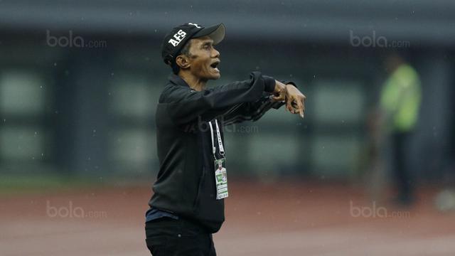 Pelatih Martapura FC, Frans Sinatra Huwae