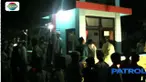 Dari keterangan warga, korban bernama Izazul sempat terlibat cekcok dengan dua pria yang berboncengan sepeda motor dan hendak merebut motor korban.