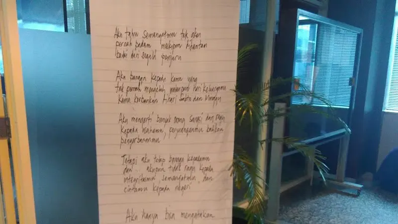 Direktur Jenderal (Dirjen) Pajak Ken Dwijugiasteadi memberikan apresiasi secara pribadi atas pengorbanan para pegawai pajak untuk menyukseskan Program Pengampunan Pajak (tax amnesty) lewat sepucuk surat. (Liputan6.com/Fiki Ariyanti)