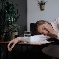 Ilustrasi Mengalami Stres dan Kelelahan Credit: pexels.com/Ron