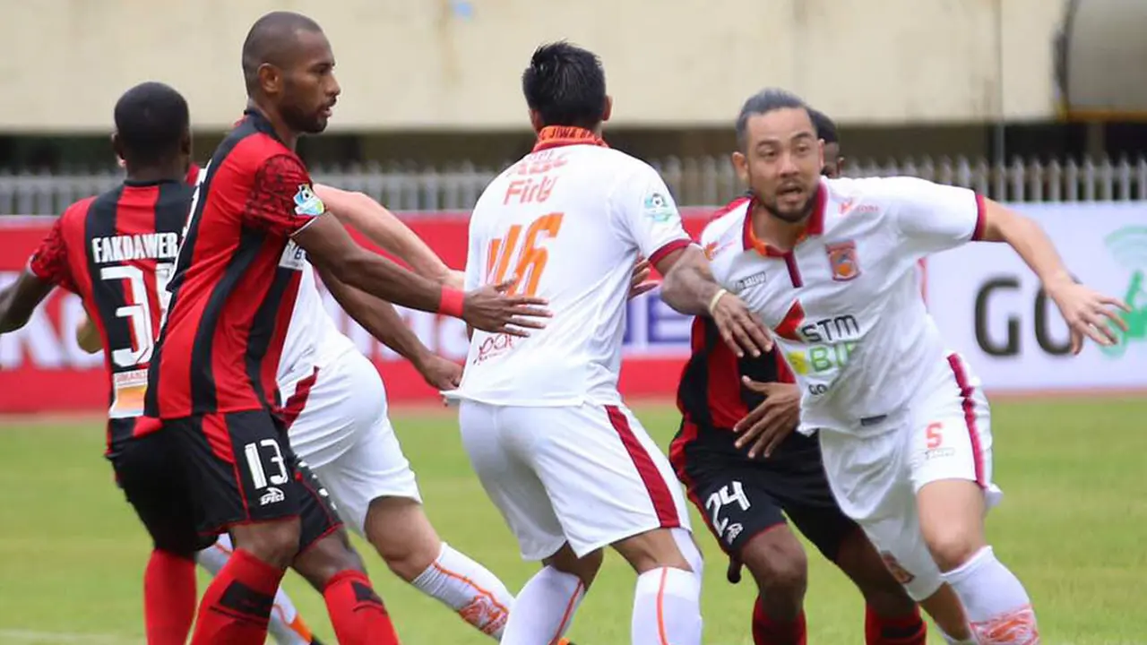 Persipura vs Pusamania Borneo FC