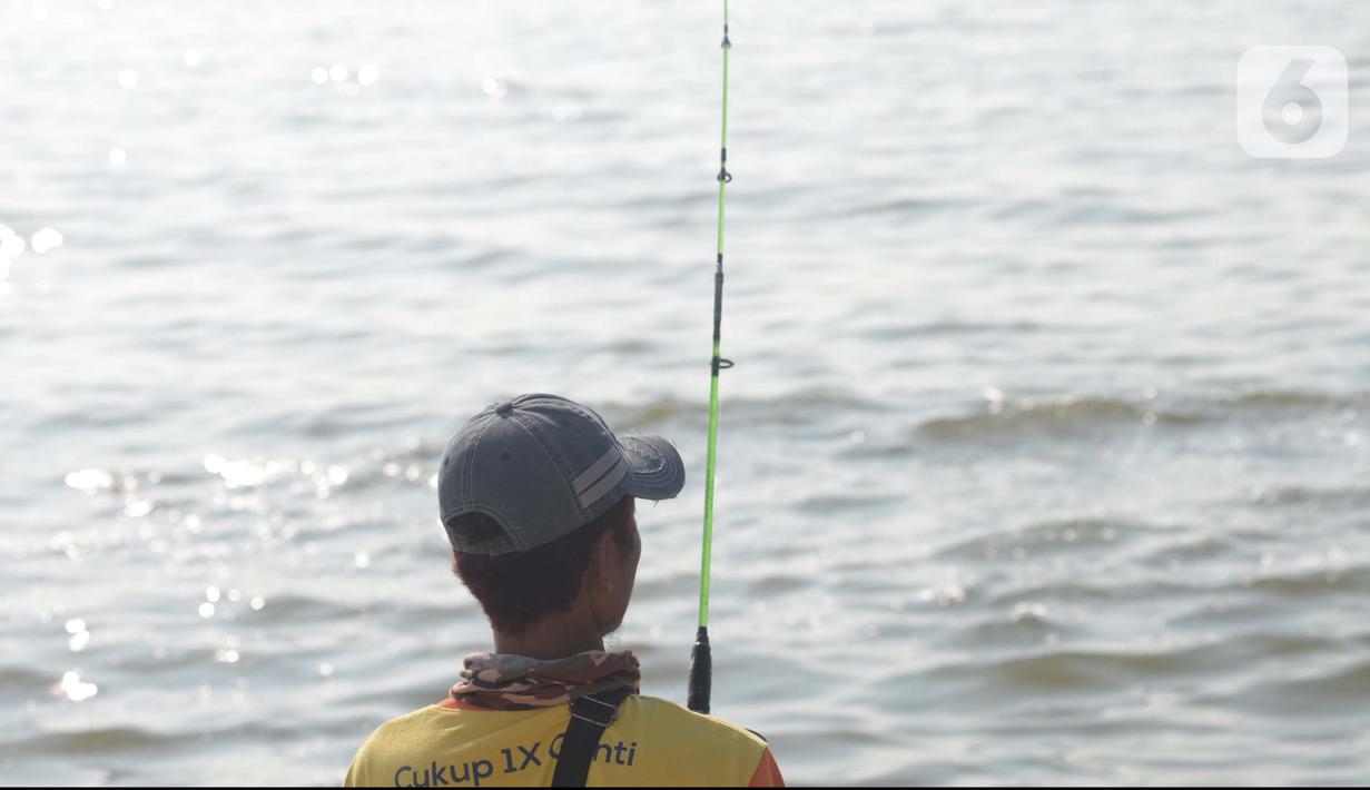 Foto Keseruan Mancing Ikan Sambil Menunggu Buka Puasa Ramadan Liputan6 Com
