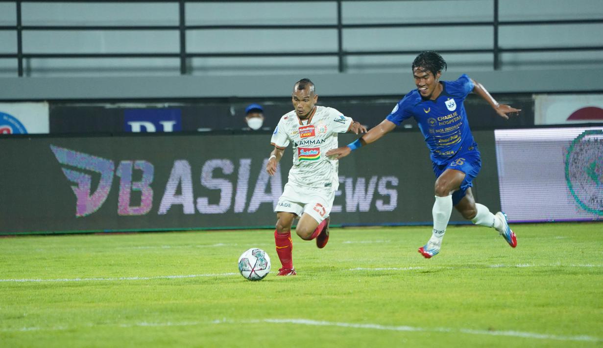 Di babak kedua, Simic kembali membawa Persija unggul di menit ke-68. Riko Simanjuntak menjadi kreator gol bomber asal Kroasia tersebut. Marko Simic menjadi bintang kemenangan Macan Kemayoran dengan memborong dua gol. (Dok Persija)