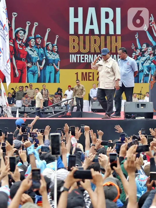 Untuk diketahui, kehadiran Presiden Prabowo Subianto dalam perayaan hari buruh internasional merupakan kali kedua pemimpin tertinggi di negara ini menghadiri 'hari raya' kelas buruh. (Liputan6.com/Angga Yuniar)