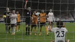 Bek Arsenal, David Luiz (23) mendapat kartu merah saat bertandang ke markas Wolverhampton Wanderers pada pekan ke-22 Liga Inggris di stadion Mollineux, Rabu (3/2/2021) dini hari WIB. Arsenal harus pulang dengan tangan hampa usai kalah 1-2 atas Wolverhampton. (Nick Potts/Pool via AP)