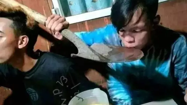 6 Minuman Penambah Tenaga Kuli Bangunan Ini Bikin Melongo, Wadahnya Curi Perhatian