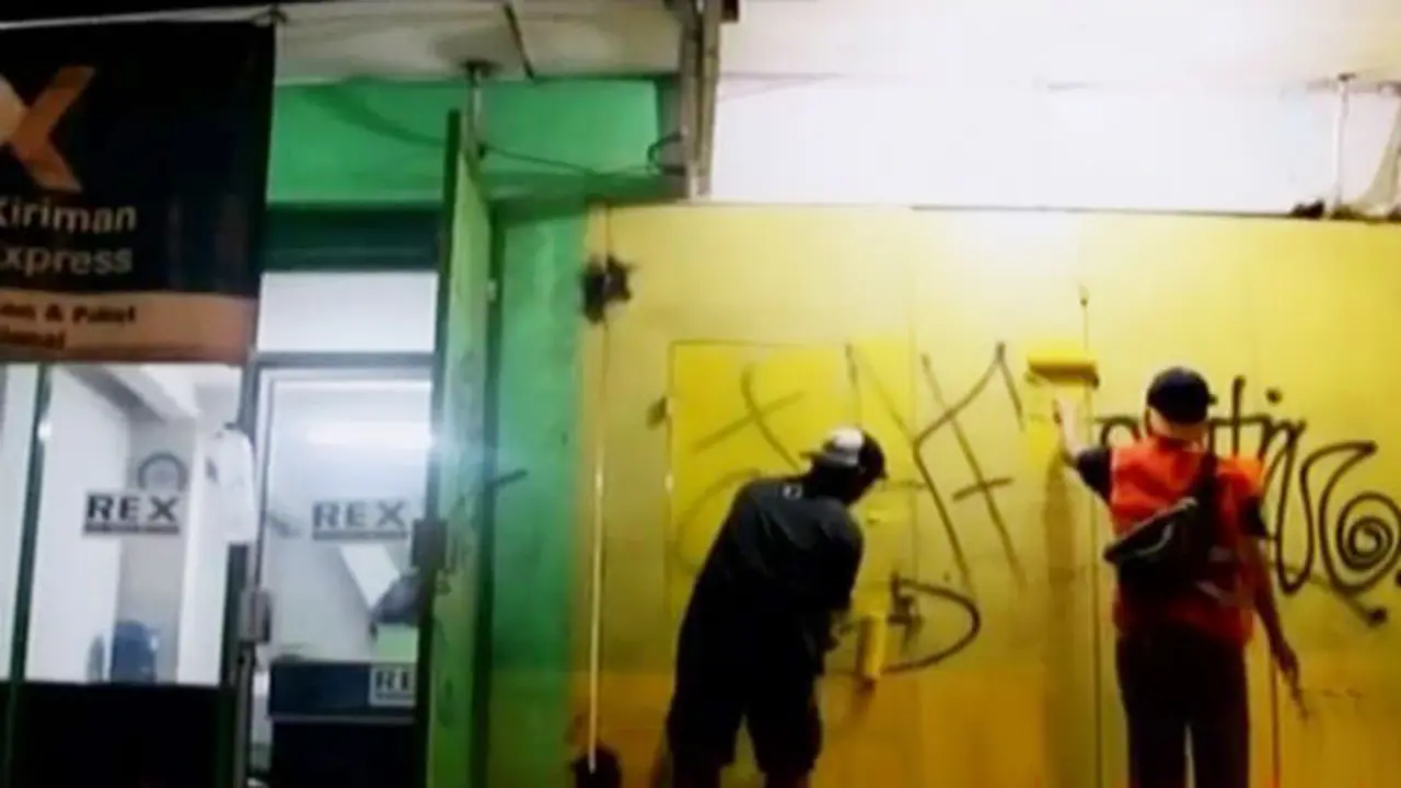 Segmen 3: Aksi Bersih-bersih Kota dengan Seni Mural