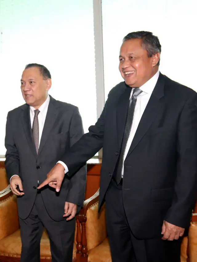 Tawa Canda Agus Martowardojo Saat Bertemu Gubernur BI Terpilih