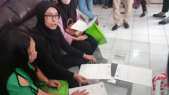 Mengadu ke Disdik Bandung, Emak-Emak Protes soal PPDB Sistem Zonasi