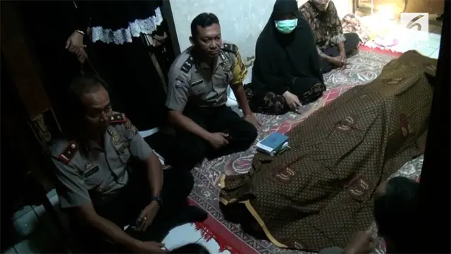 Seorang wanita hamil ditembak pencuri motor di Tangerang. Nahasnya, korban meninggal di depan suami dan anaknya.