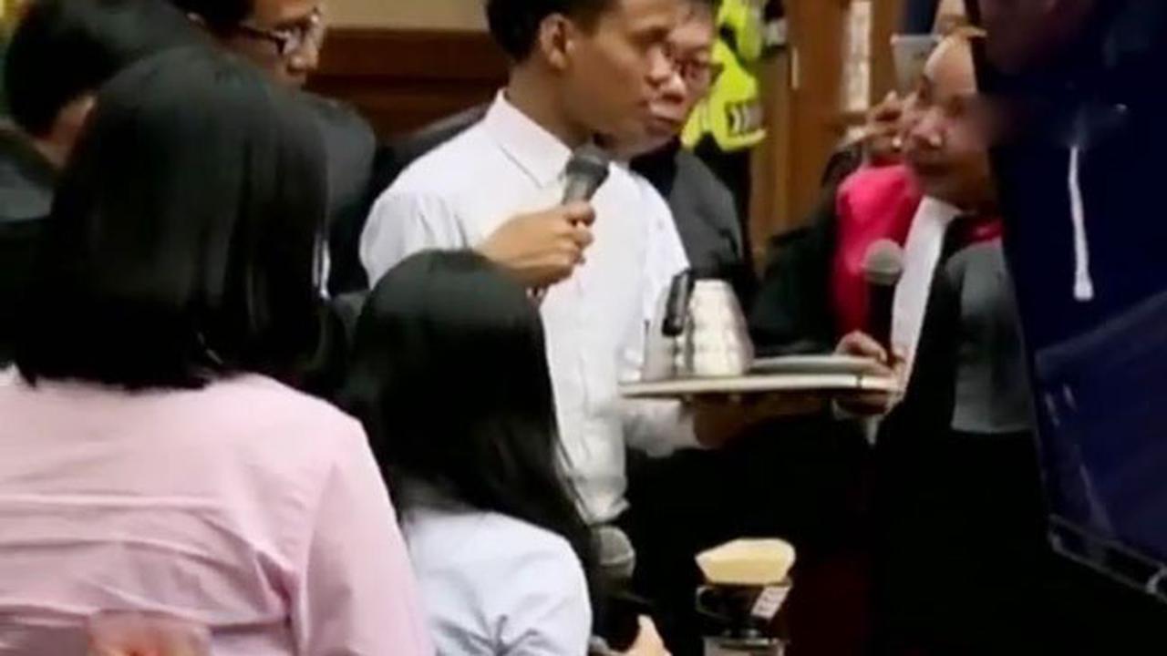 Segmen 2: Sidang Jessica Wongso hingga Senjata Santoso Ditemukan