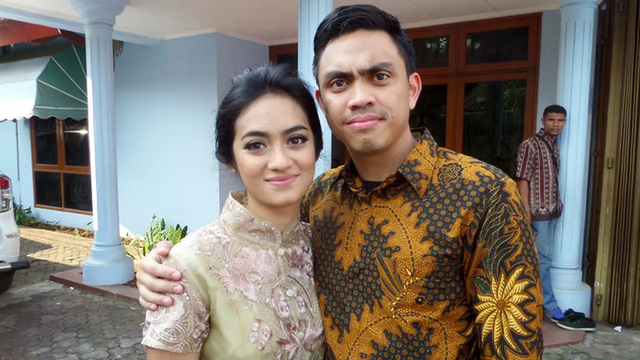 Ayudia Bing Slamet