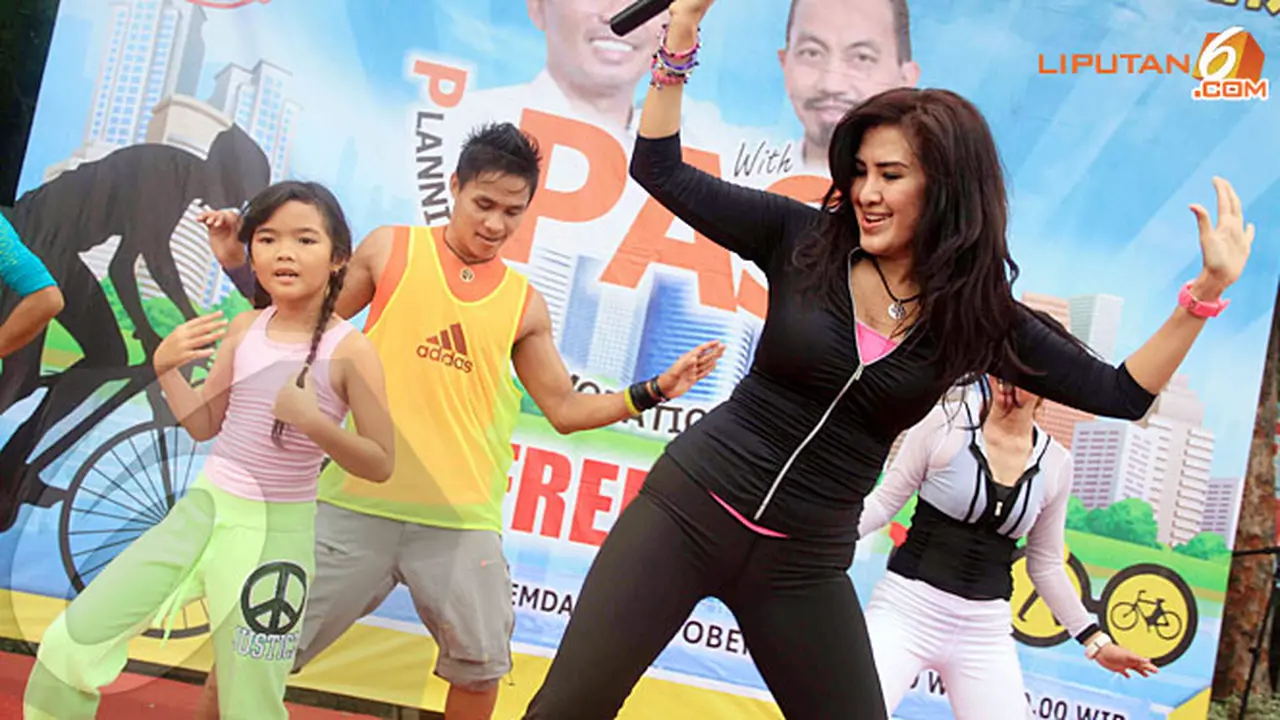 liza-natalia-131014c.jpg