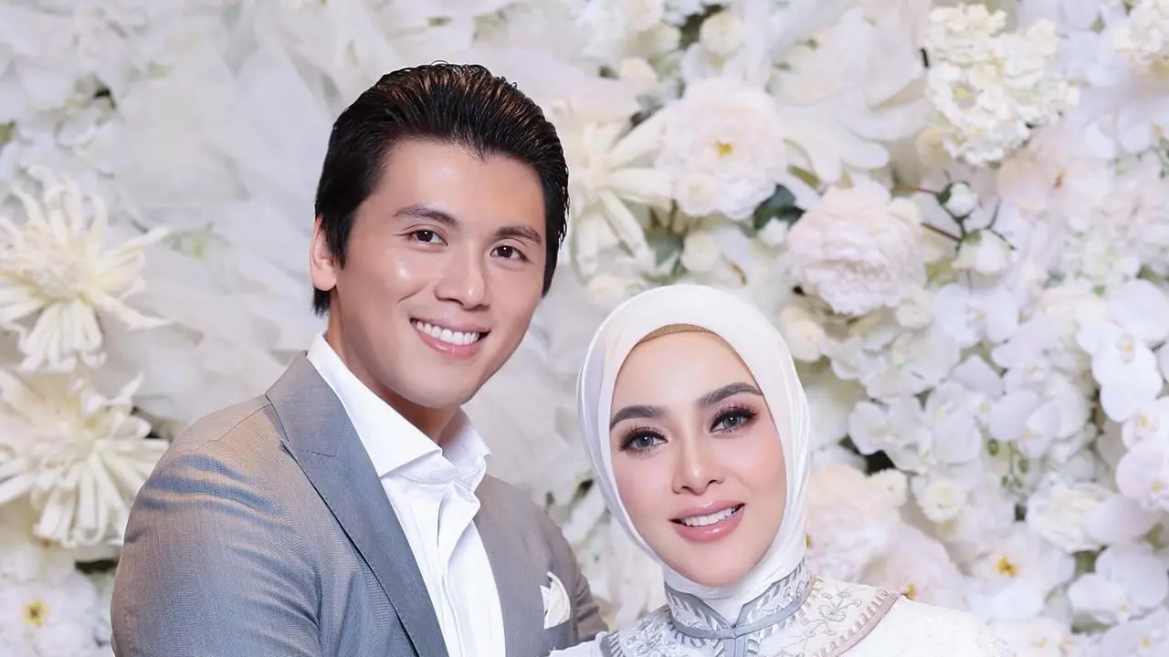 Romansa Syahrini dan Reino Barack: Dari Pertemuan di London hingga Pernikahan di Tokyo (sumber: Instagram/princessyahrini)