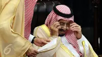 Raja Arab Saudi, Salman bin Abdulaziz Al-Saud bersiap menyampaikan pidato saat mengunjungi Kompleks Parlemen MPR/DPR RI, Jakarta, Kamis (2/3).  (Liputan6.com/Johan Tallo)