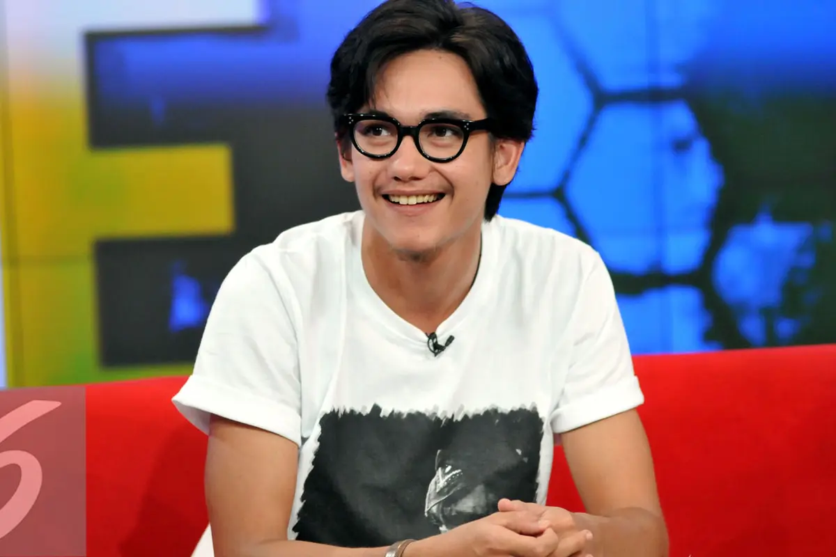 Adipati Dolken