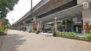 Pemandangan RPTRA kawasan Mangga Dua Selatan, Jakarta, Minggu (6/5). Sebelum dirubah menjadi RPTRA dua tahun lalu, kolong rel kereta tersebut merupakan tempat parkir dan tempat sampah. (Liputan6.com/Herman Zakharia)